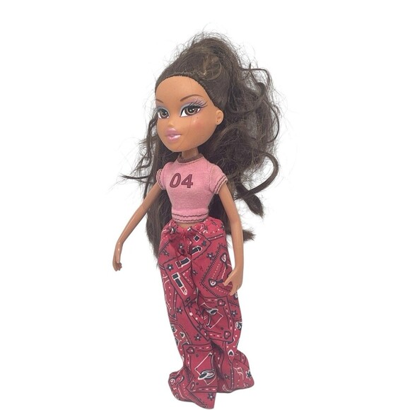 Vintage Bratz Doll Yasmin 2001 Clothing  RARE - Picture 1 of 13